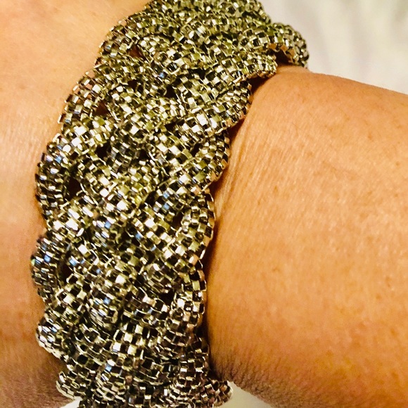 Sold - Picture 3 of 4